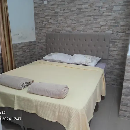 Magic Moon Guest house *