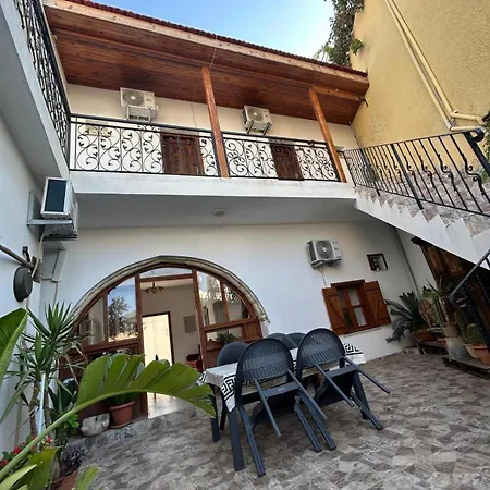 Magic Moon Guest house