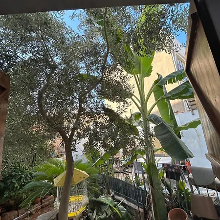 Magic Moon Pensión 4*