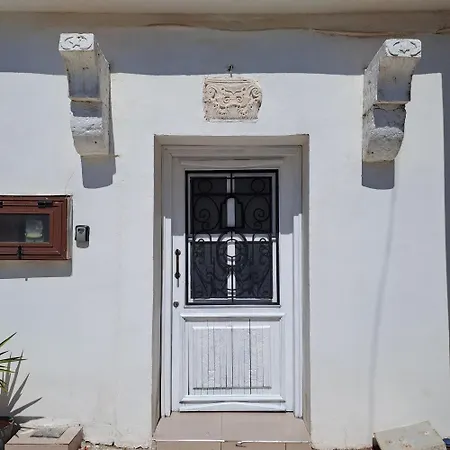 Magic Moon Guest house